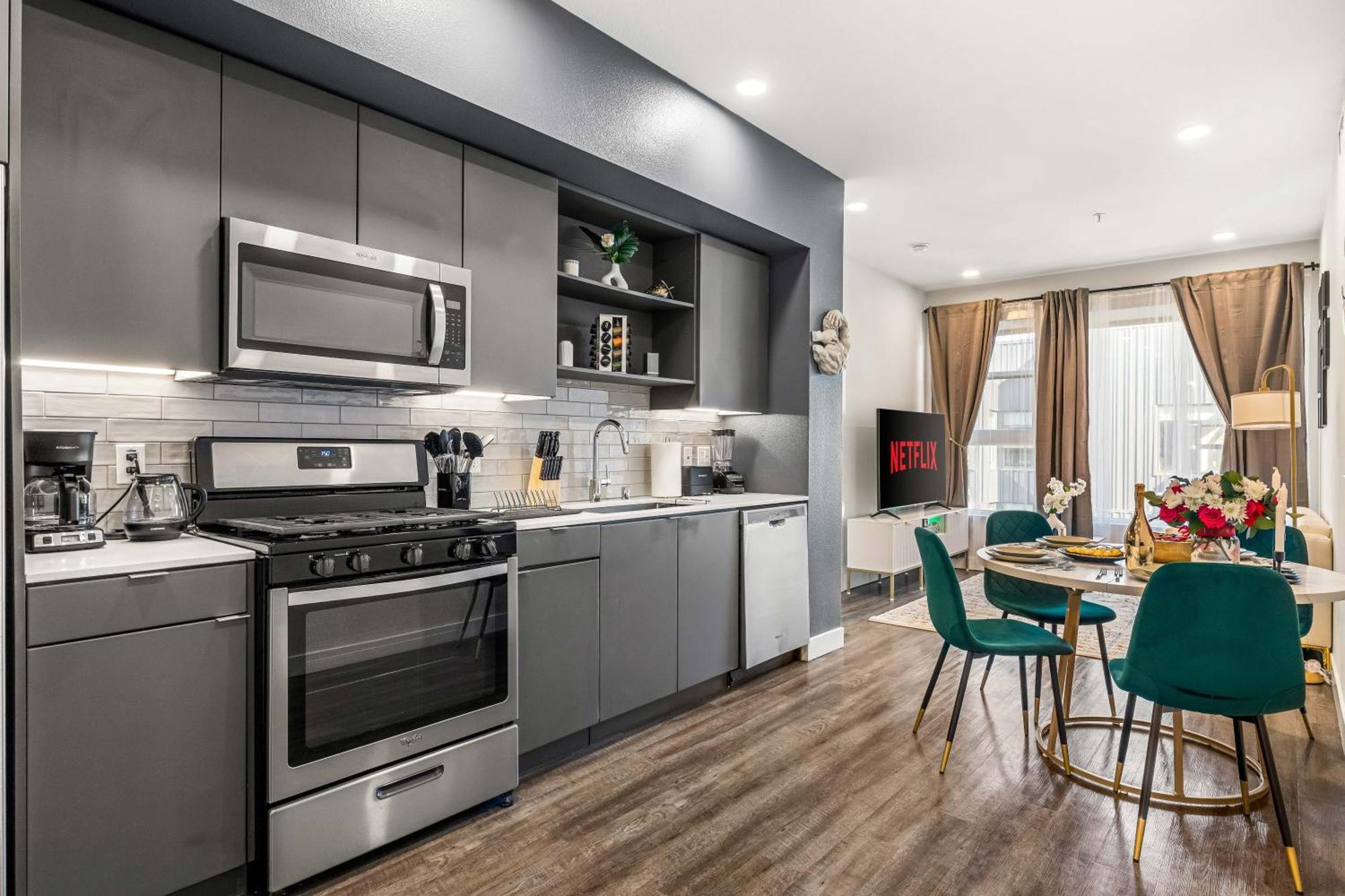 Apartment Hollywood Luxe 2br Retreat Pool&2freeparking Spots